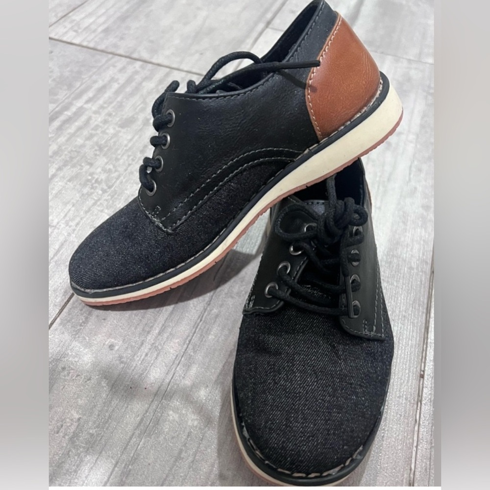 Stylish Black and Brown boys Shoes